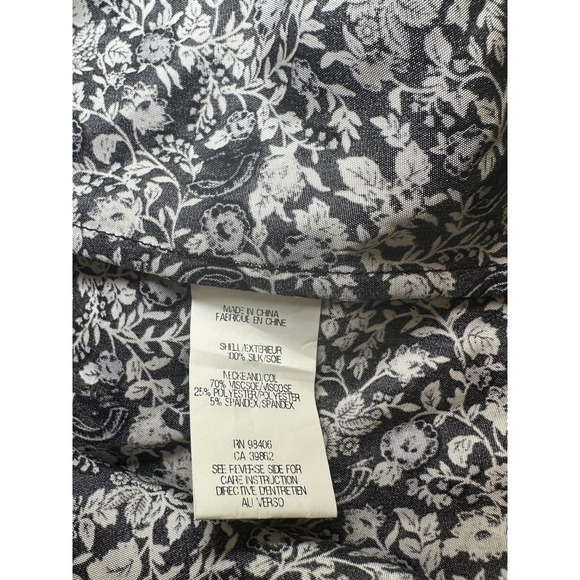 NWT Theory Klima Silk Floral Top Short Sleeve Button Back Black White Large - Picture 5 of 9